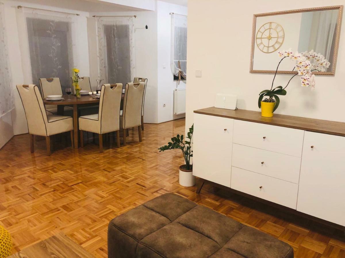 Apartment Golden Fields Smoljanac Extérieur photo